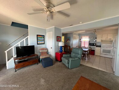 5  Living room on east side