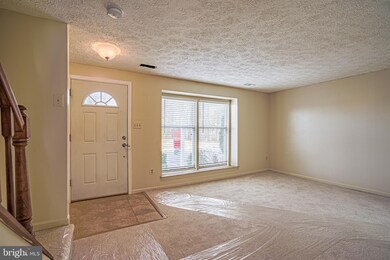 22422 Stablehouse Dr, Sterling, VA 20164 - photo 2