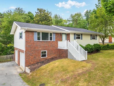 2024_07_July_1202_Northern_Hills_Rd_0002