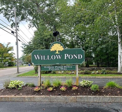 52 Willow Pond Dr, Rockland, MA 02370 - photo 3