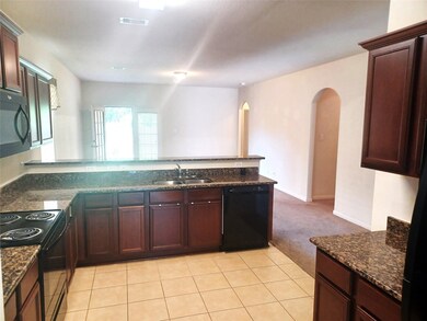 32592 Decker Creek Dr, Pinehurst, TX 77362 - photo 6