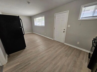 404 Kelton Ave unit B, Columbus, OH 43205 - photo 5