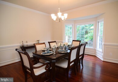 9018 Copperleaf Ln, Fairfax Station, VA 22039 - photo 5