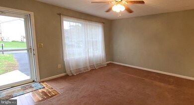 282 Moonlight Ln, Martinsburg, WV 25404 - photo 3