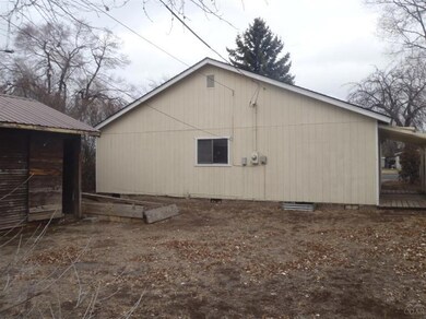 245 SW 3rd St, Redmond, OR 97756 - photo 2