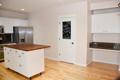 61131KeplerSt_Kitchen3