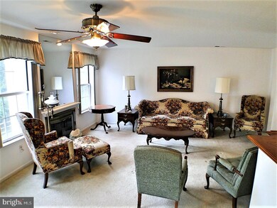 186 Kingswood Ct unit 186, Glen Mills, PA 19342 - photo 7