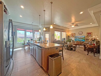 Kitchen/ Dining area