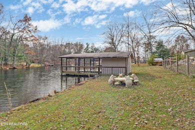 1514 Cherokee Rd E, Crossville, TN 38572 - photo 3