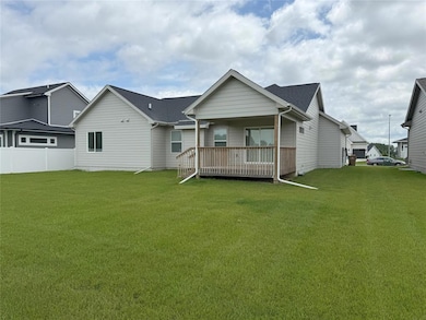 2335 SE 5th St, West Des Moines, IA 50265 - photo 4