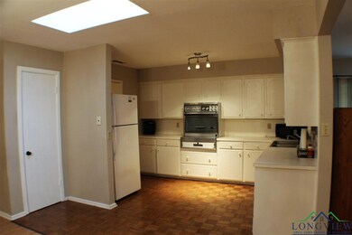 3216 S Donnybrook Ave, Tyler, TX 75701 - photo 4