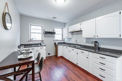 134 White St, Springfield, MA 01108 - photo 3