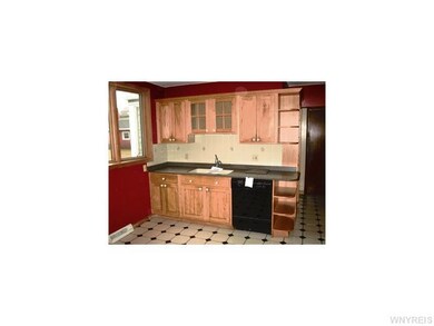 349 Evans St, North Tonawanda, NY 14120 - photo 2