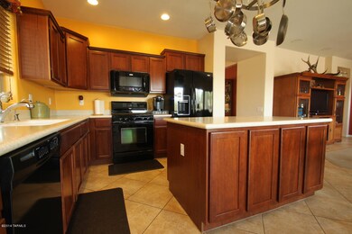 Upgraded Kitchen w/Center Island