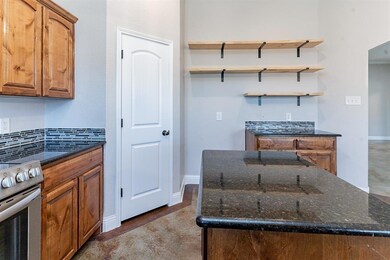 2001 Starwood Dr, Weatherford, TX 76086 - photo 7