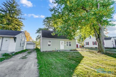 1215 S Blanchard St, Findlay, OH 45840 - photo 2