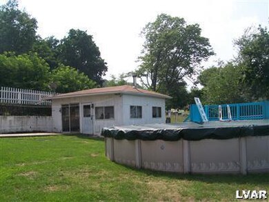 1412 Philip St, Bethlehem, PA 18015 - photo 2