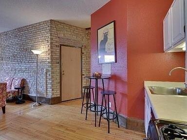 605 S 9th St unit 8, Minneapolis, MN 55404 - photo 6