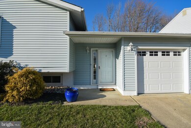 8 Bristlecone Ct, Newark, DE 19702 - photo 4