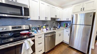 41 W Walnut Park unit 1, Roxbury, MA 02119 - photo 2
