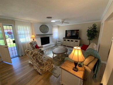 406 Sundial Ave, Alamogordo, NM 88310 - photo 5