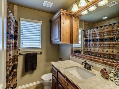 Full Hall Bath