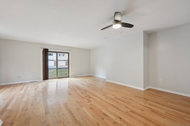 140 Thompson St unit 8A, East Haven, CT 06513 - photo 2
