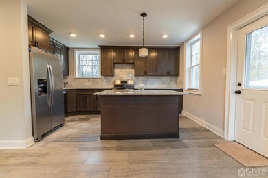 126 3rd St, Dunellen, NJ 08812 - photo 3