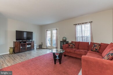 5300 Kelmscot Rd, Rosedale, MD 21237 - photo 6