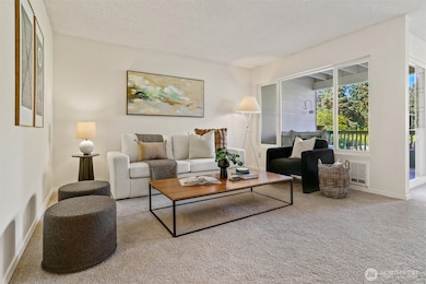 5630 200th St SW unit B119, Lynnwood, WA 98036 - photo 3