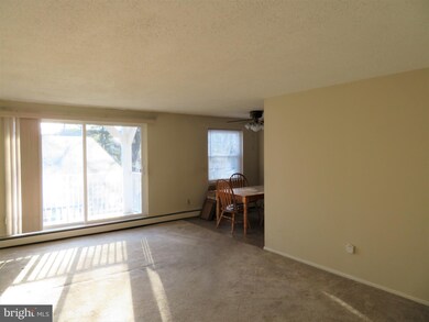 Lafayette Greene Condominium unit B242, Lafayette Hill, PA 19444 - photo 3