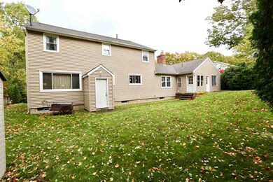 524 Fairfield St, Manchester, NH 03104 - photo 3