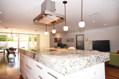 Kitchen-Island