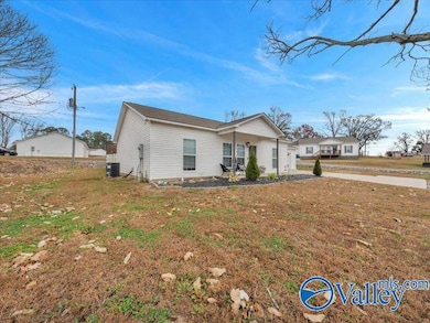 7570 Hustleville Rd, Albertville, AL 35951 - photo 3