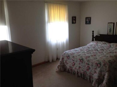 1140 Virginia Ave, Midland, PA 15059 - photo 7