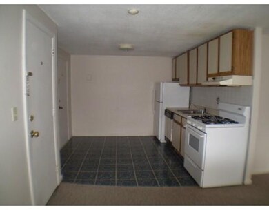 428 Great Rd unit 17, Acton, MA 01720 - photo 2