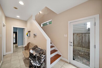 4314 Spencer St, Houston, TX 77007 - photo 2