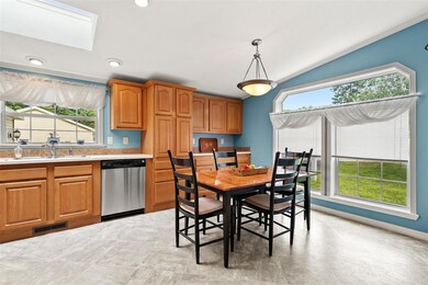 36 Holly Cir, North Hampton, NH 03862 - photo 5