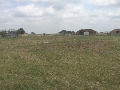 2602 Las Nubes, Weslaco, TX 78599 - photo 3