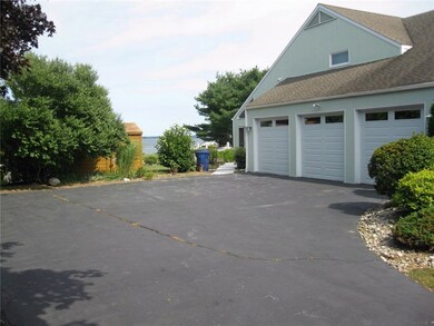 80 Seacrest Ln, Warwick, RI 02889 - photo 4
