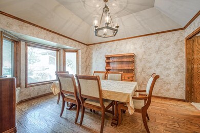 8892 N 5th St, Fresno, CA 93720 - photo 6