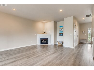 20288 Hoodview Ave, West Linn, OR 97068 - photo 5