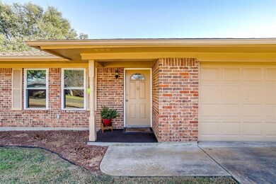 1029 Princeton Place, Cleburne, TX 76033 - photo 2