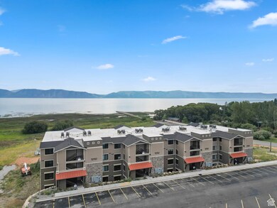 35 E 150 S unit 302C, Garden City, UT 84028 - photo 6