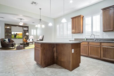 VIRTUAL STAGING Family Room