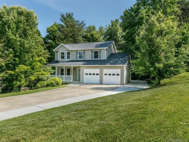 40 Sweetbriar Ct, Asheville, NC 28803 - photo 2