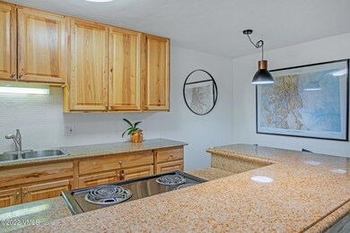 1050 W Beaver Creek Blvd B204 MLS-11