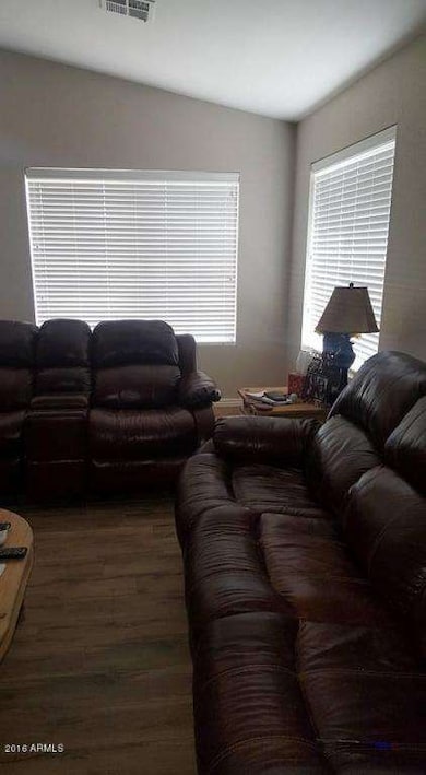 cozy familyroom