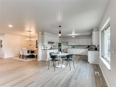 2521 NW 120th St, Oklahoma City, OK 73120 - photo 7