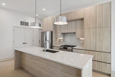 3409 N Bosworth Ave unit 3E, Chicago, IL 60657 - photo 2